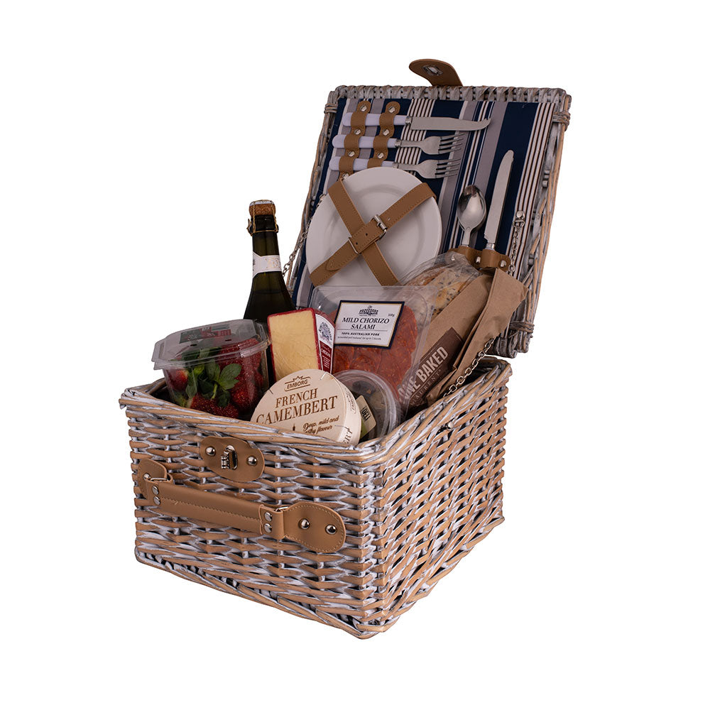 Avanti Hampton Stripe Pattern forncel Picnic Basket