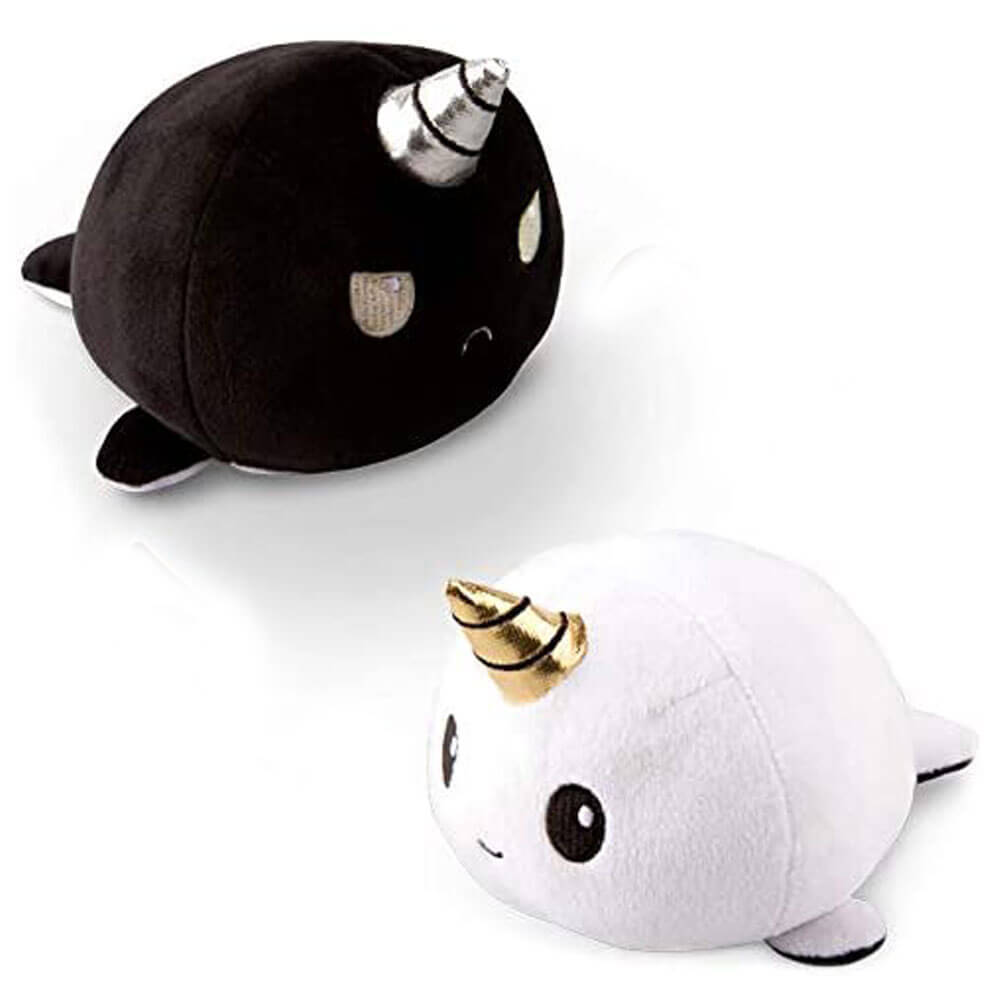 Reversibel narwhal plushie